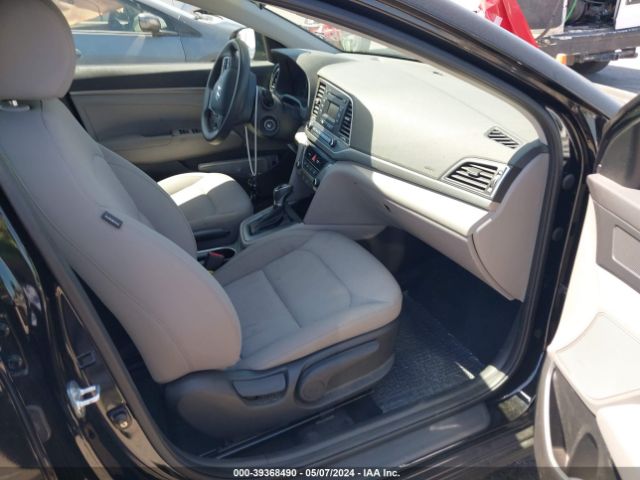 Photo 4 VIN: KMHD74LF4JU574174 - HYUNDAI ELANTRA 