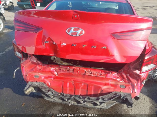 Photo 5 VIN: KMHD74LF4KU772500 - HYUNDAI ELANTRA 