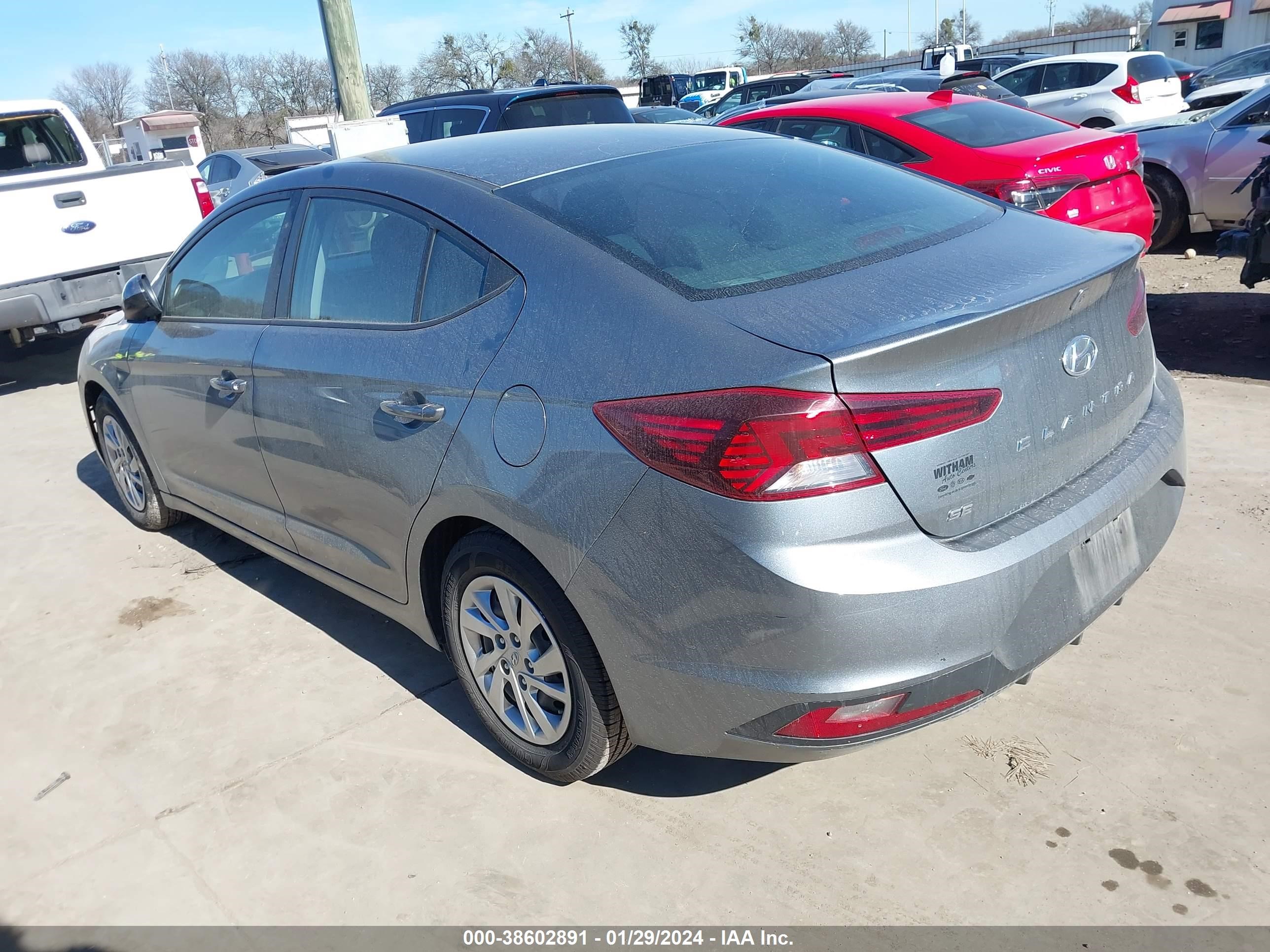 Photo 2 VIN: KMHD74LF4KU777356 - HYUNDAI ELANTRA 