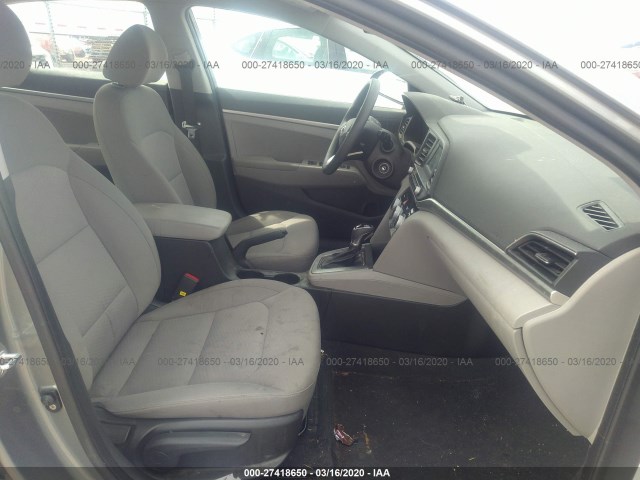 Photo 4 VIN: KMHD74LF4KU778376 - HYUNDAI ELANTRA 