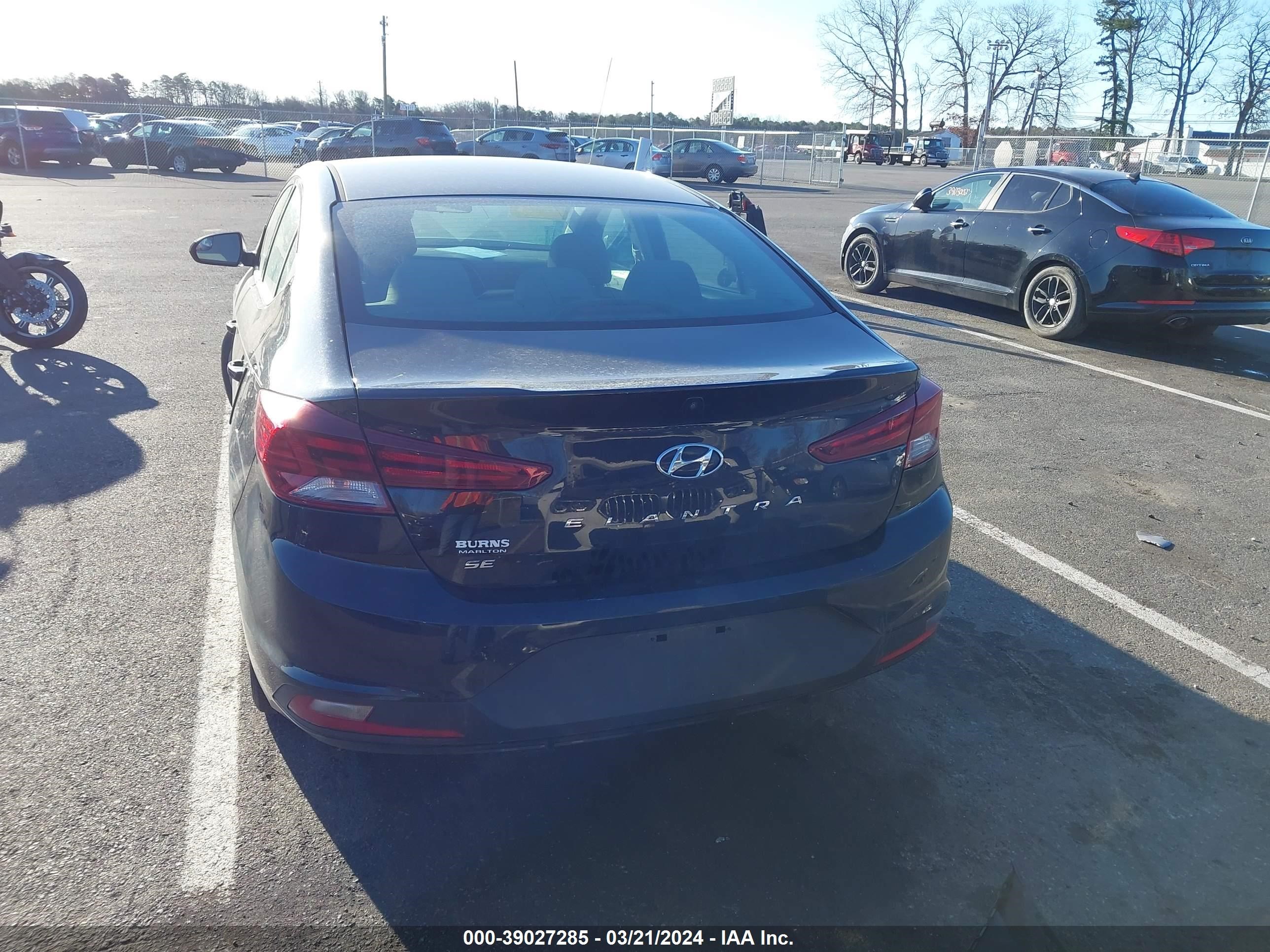 Photo 15 VIN: KMHD74LF4LU004520 - HYUNDAI ELANTRA 