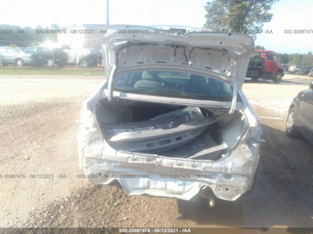 Photo 5 VIN: KMHD74LF5HU096342 - HYUNDAI ELANTRA 