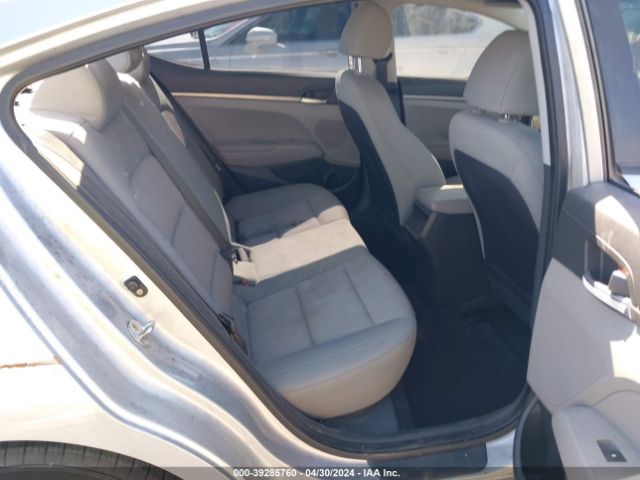 Photo 7 VIN: KMHD74LF5HU116816 - HYUNDAI ELANTRA 