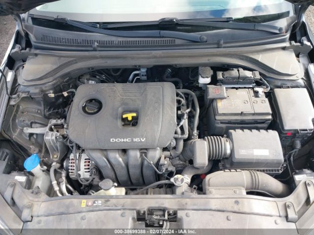 Photo 9 VIN: KMHD74LF5HU303330 - HYUNDAI ELANTRA 