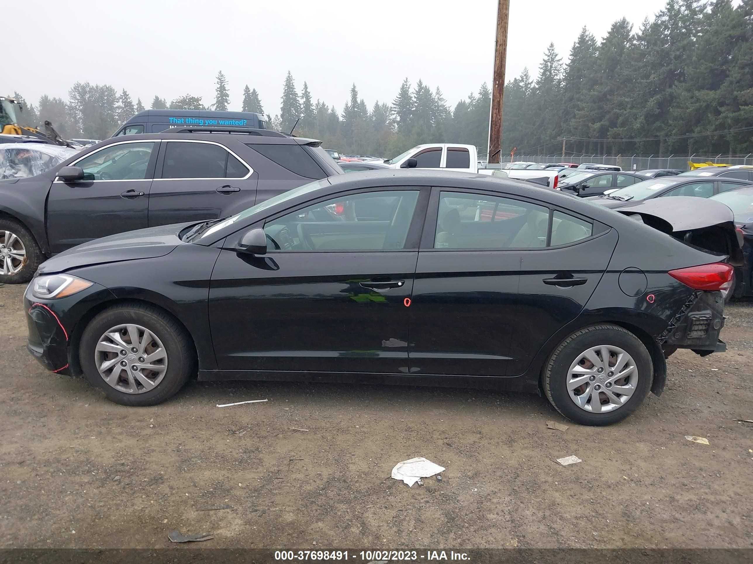 Photo 13 VIN: KMHD74LF5HU319012 - HYUNDAI ELANTRA 