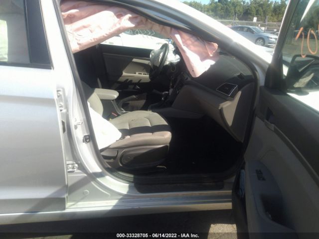 Photo 4 VIN: KMHD74LF5HU326848 - HYUNDAI ELANTRA 