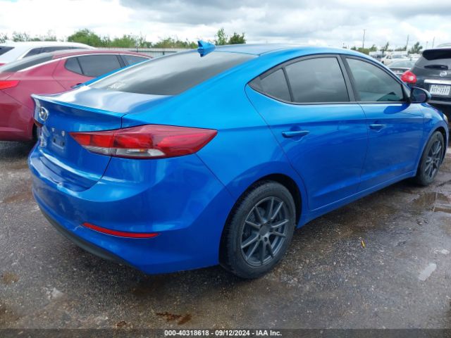 Photo 3 VIN: KMHD74LF5HU395880 - HYUNDAI ELANTRA 