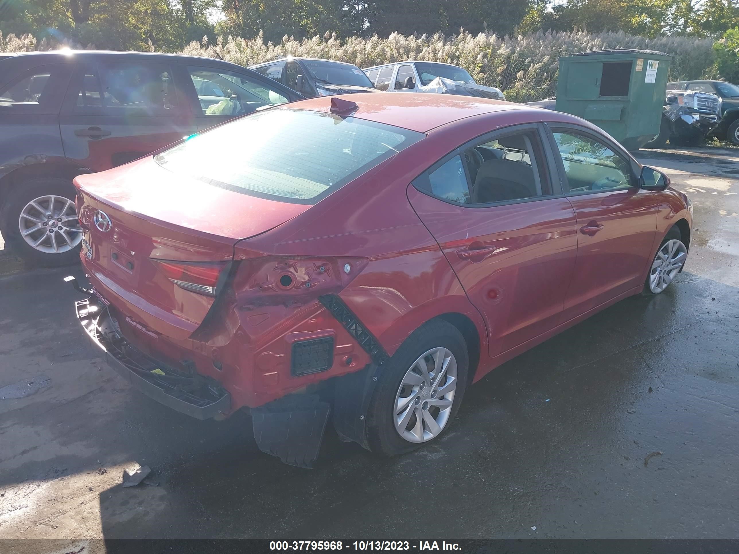 Photo 3 VIN: KMHD74LF5HU396351 - HYUNDAI ELANTRA 