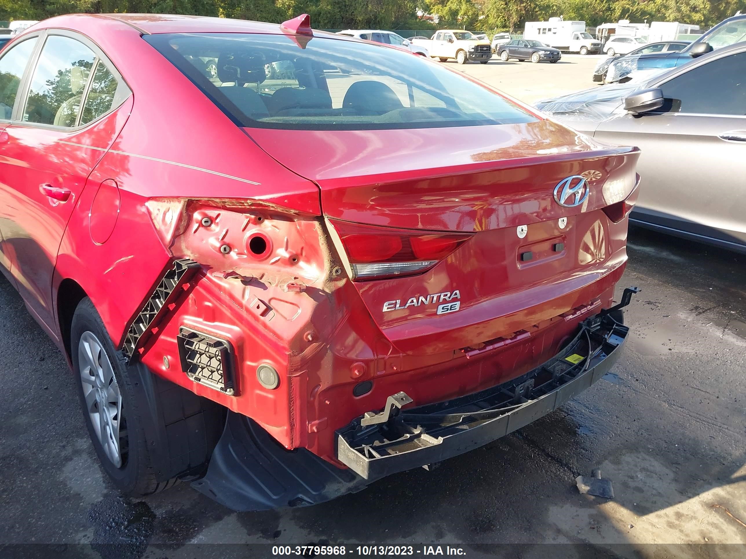 Photo 5 VIN: KMHD74LF5HU396351 - HYUNDAI ELANTRA 