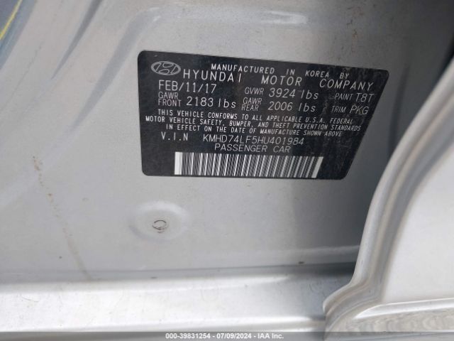 Photo 8 VIN: KMHD74LF5HU401984 - HYUNDAI ELANTRA 