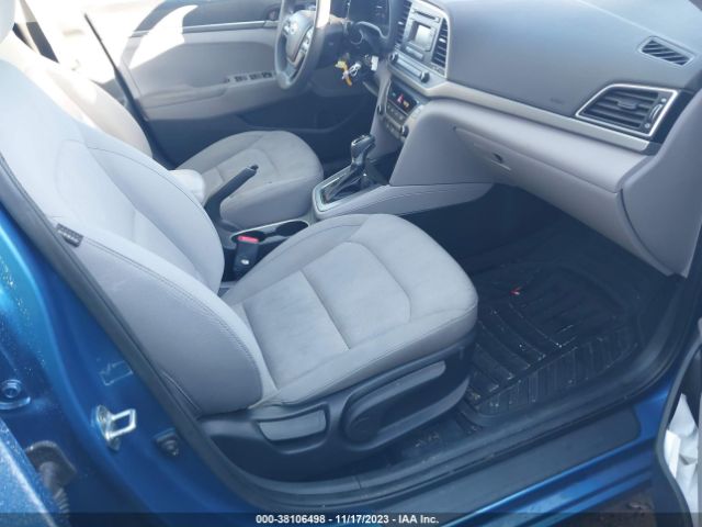 Photo 4 VIN: KMHD74LF5JU582400 - HYUNDAI ELANTRA 