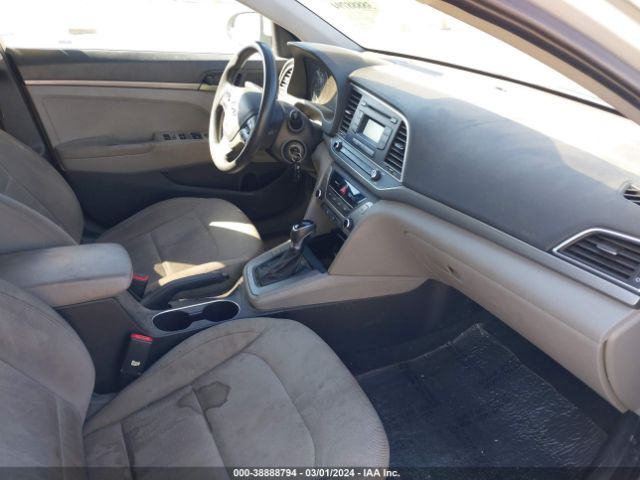 Photo 4 VIN: KMHD74LF6HU082997 - HYUNDAI ELANTRA 