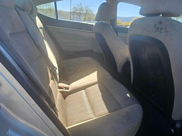 Photo 5 VIN: KMHD74LF6HU315373 - HYUNDAI ELANTRA SE 