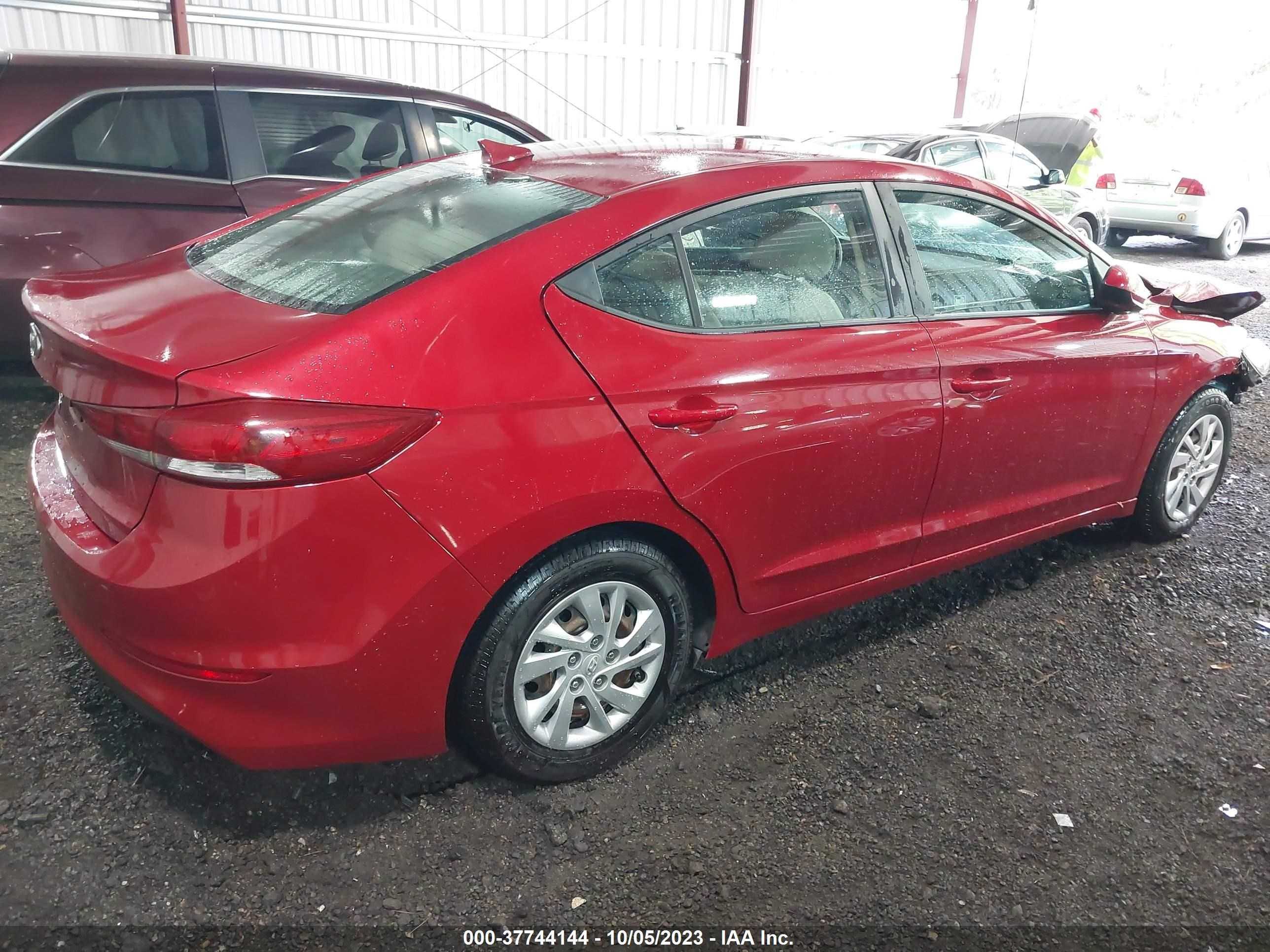 Photo 3 VIN: KMHD74LF6HU356845 - HYUNDAI ELANTRA 