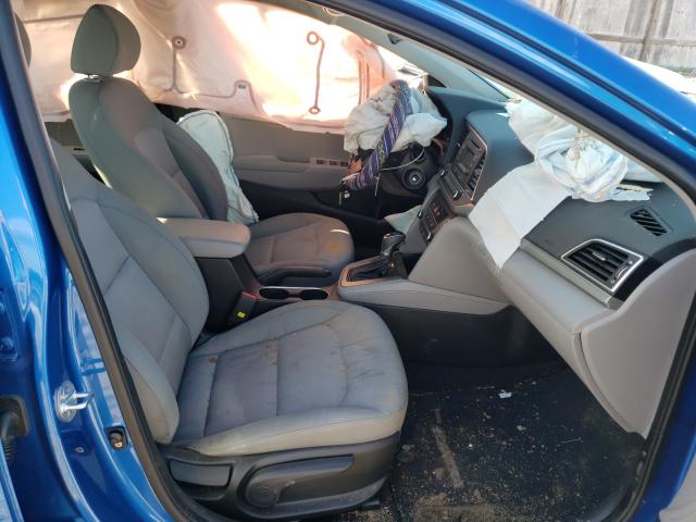 Photo 4 VIN: KMHD74LF6HU367490 - HYUNDAI ELANTRA 