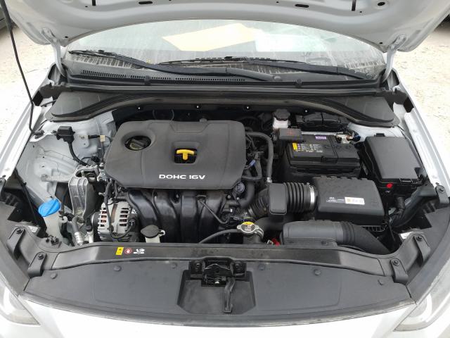 Photo 6 VIN: KMHD74LF6HU374228 - HYUNDAI ELANTRA SE 