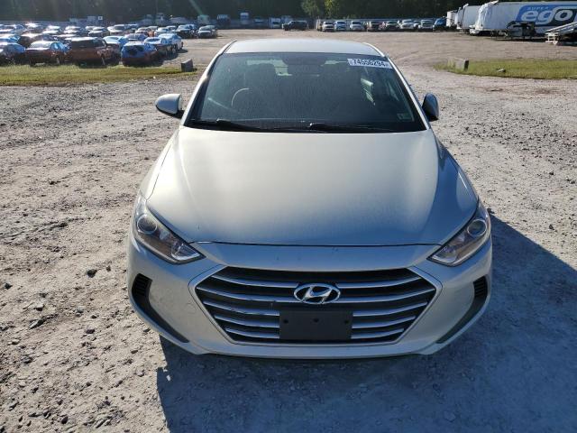 Photo 4 VIN: KMHD74LF6HU393782 - HYUNDAI ELANTRA SE 