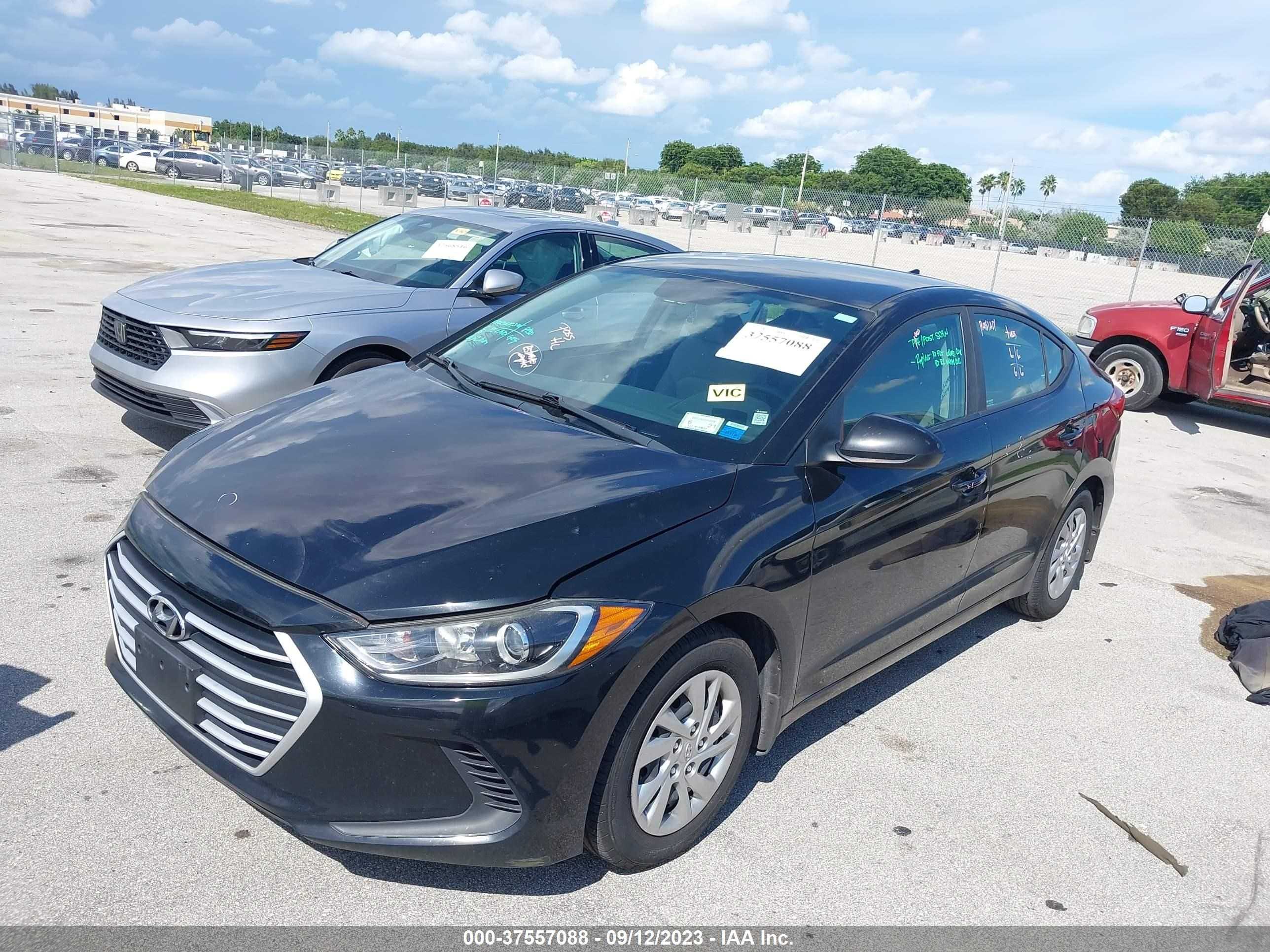 Photo 1 VIN: KMHD74LF6HU433066 - HYUNDAI ELANTRA 