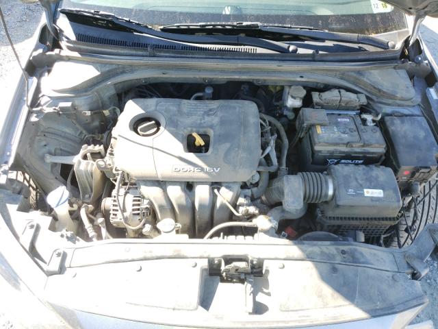 Photo 6 VIN: KMHD74LF6JU451492 - HYUNDAI ELANTRA SE 