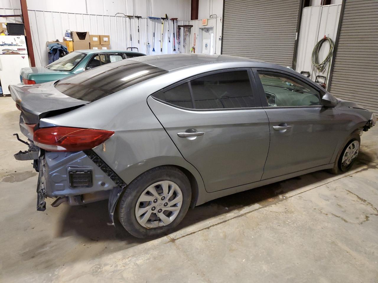 Photo 2 VIN: KMHD74LF6JU481334 - HYUNDAI ELANTRA 