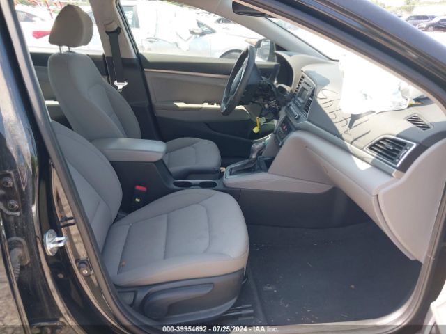 Photo 4 VIN: KMHD74LF6JU614688 - HYUNDAI ELANTRA 