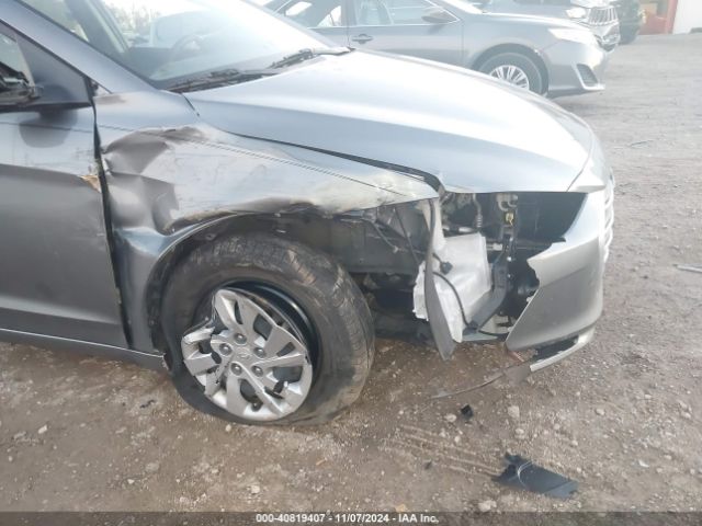 Photo 5 VIN: KMHD74LF6JU623391 - HYUNDAI ELANTRA 