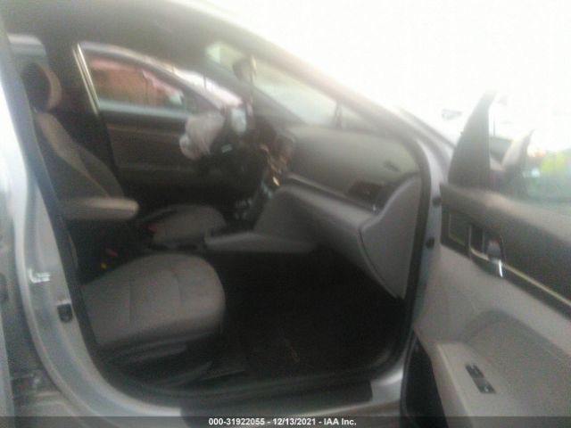 Photo 4 VIN: KMHD74LF6KU782722 - HYUNDAI ELANTRA 