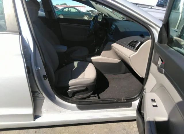 Photo 4 VIN: KMHD74LF7HU094236 - HYUNDAI ELANTRA 