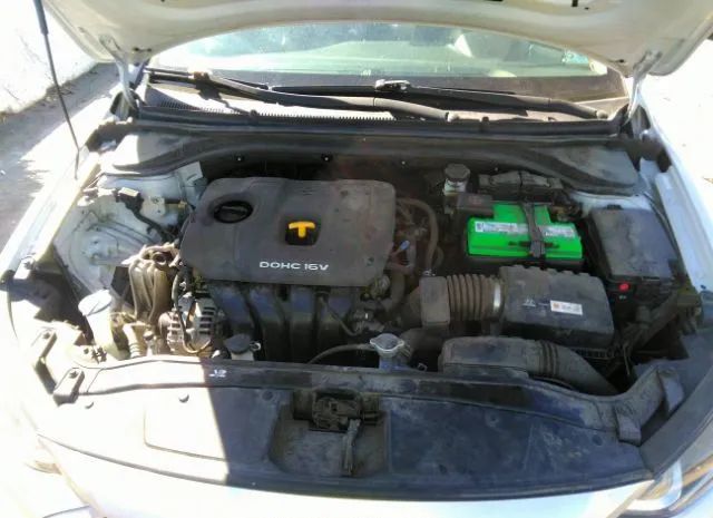 Photo 9 VIN: KMHD74LF7HU094236 - HYUNDAI ELANTRA 