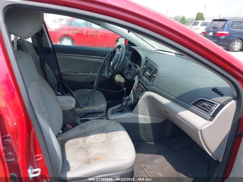 Photo 4 VIN: KMHD74LF7HU124657 - HYUNDAI ELANTRA 