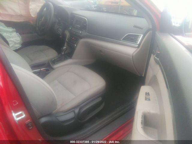 Photo 4 VIN: KMHD74LF7HU194112 - HYUNDAI ELANTRA 