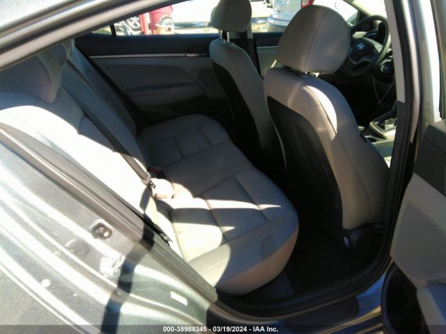 Photo 7 VIN: KMHD74LF7HU394715 - HYUNDAI ELANTRA 