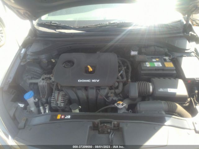 Photo 9 VIN: KMHD74LF7HU422478 - HYUNDAI ELANTRA 