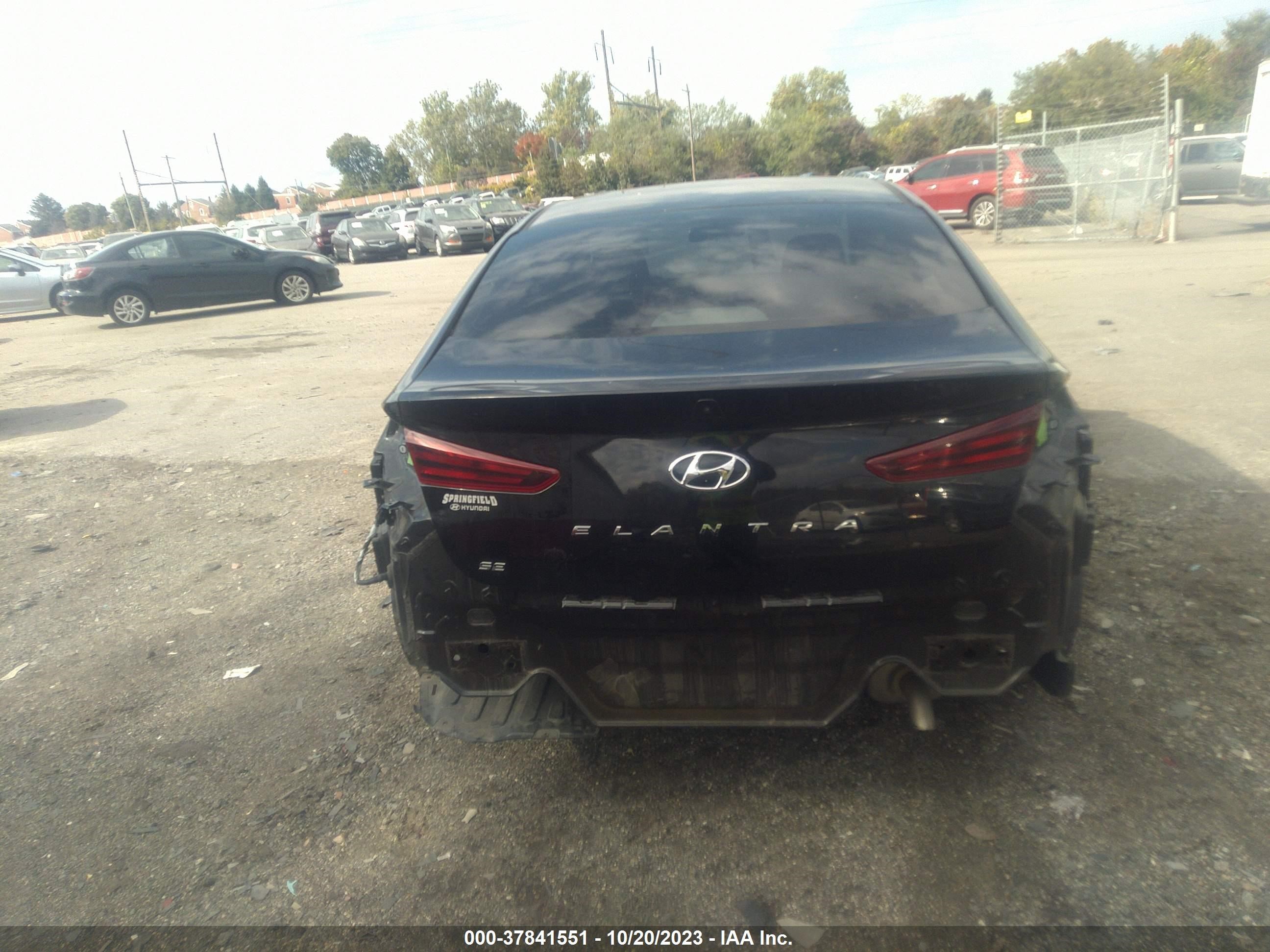 Photo 15 VIN: KMHD74LF7KU781269 - HYUNDAI ELANTRA 