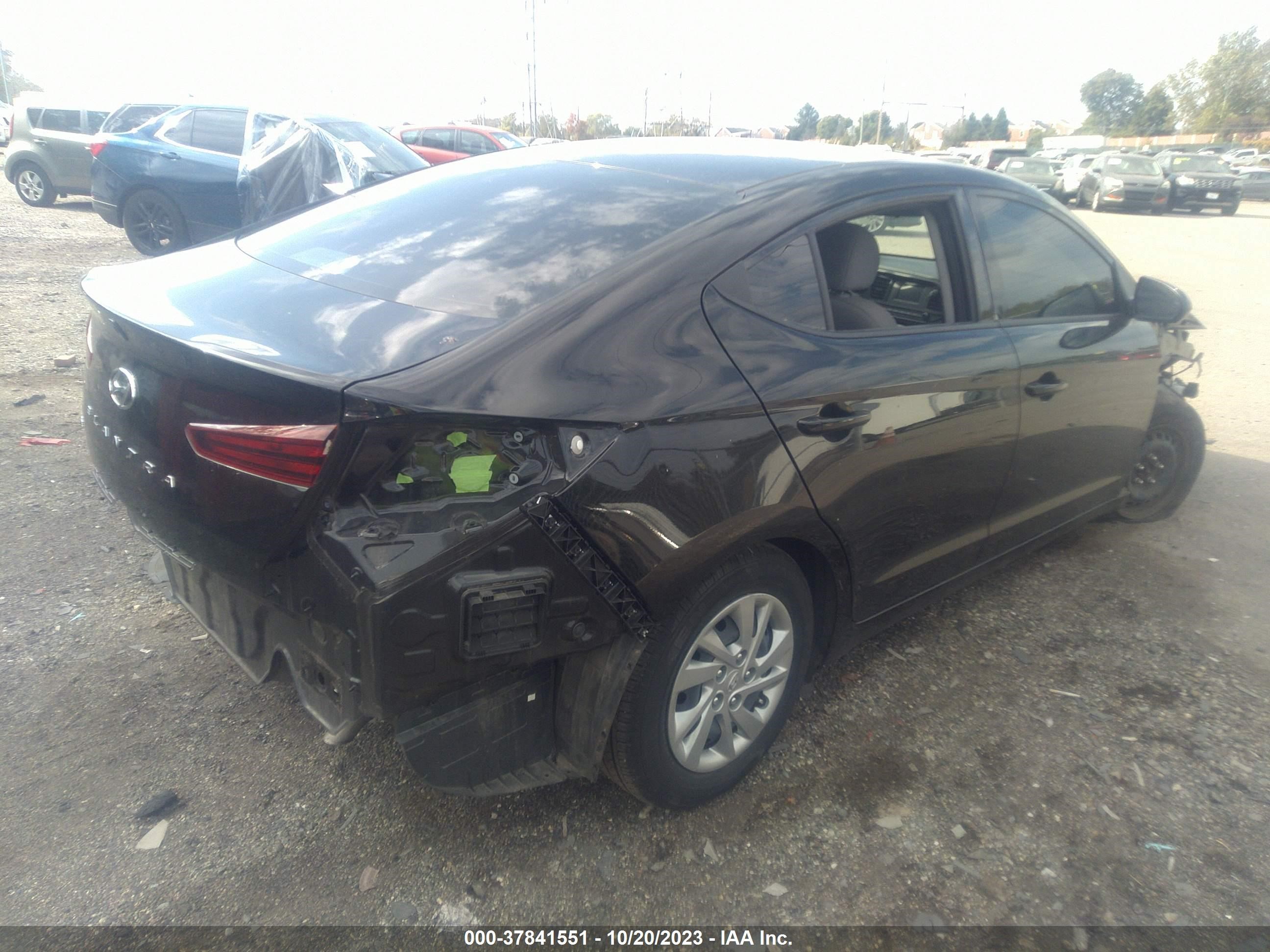 Photo 3 VIN: KMHD74LF7KU781269 - HYUNDAI ELANTRA 