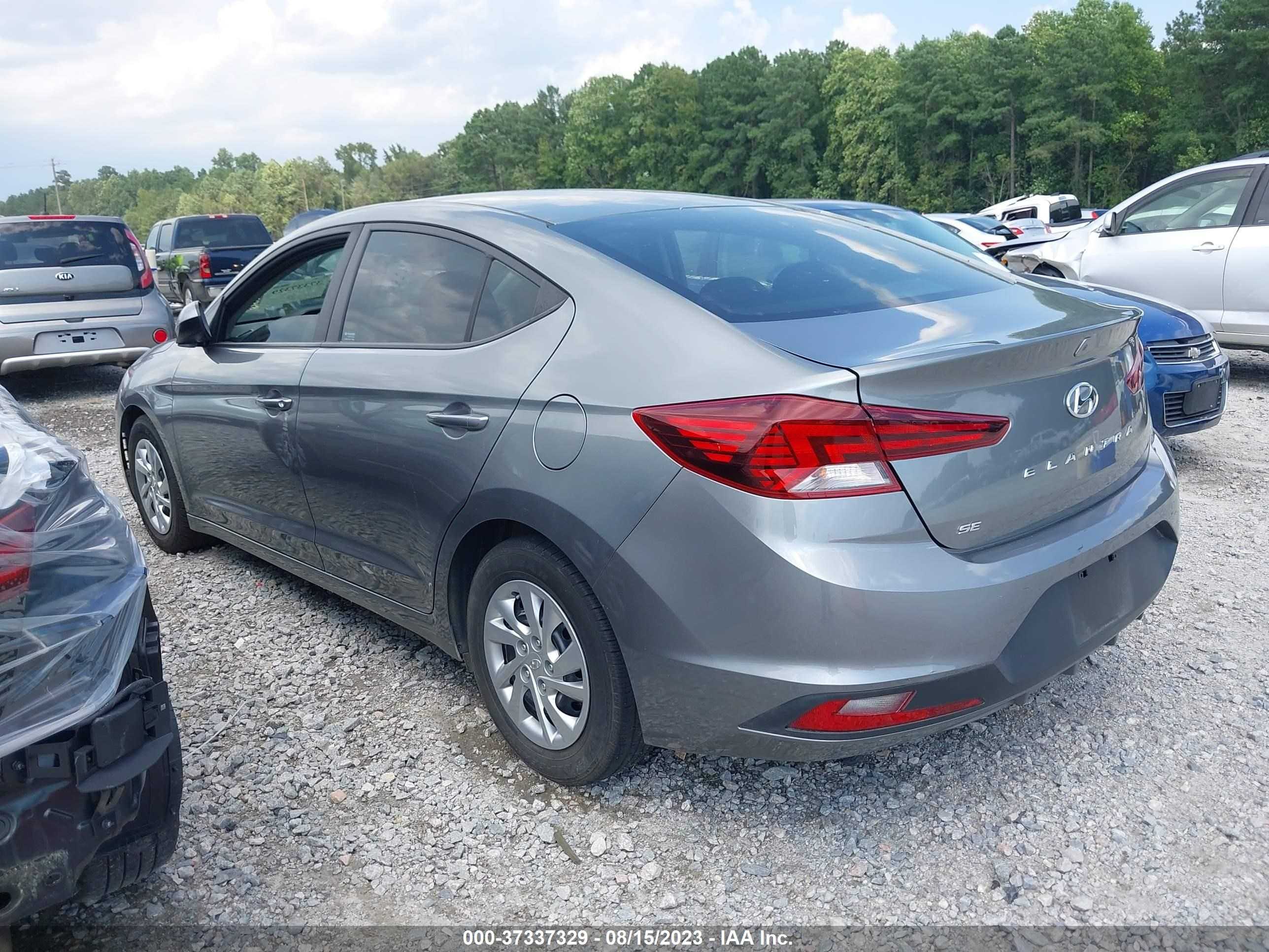 Photo 2 VIN: KMHD74LF7KU789713 - HYUNDAI ELANTRA 