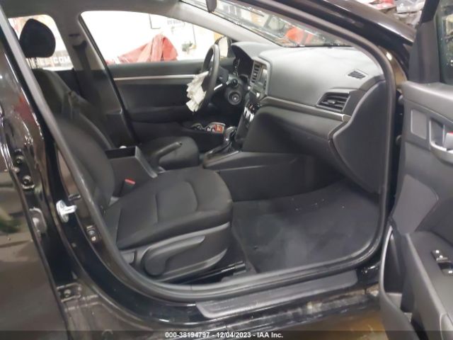 Photo 4 VIN: KMHD74LF7KU809099 - HYUNDAI ELANTRA 