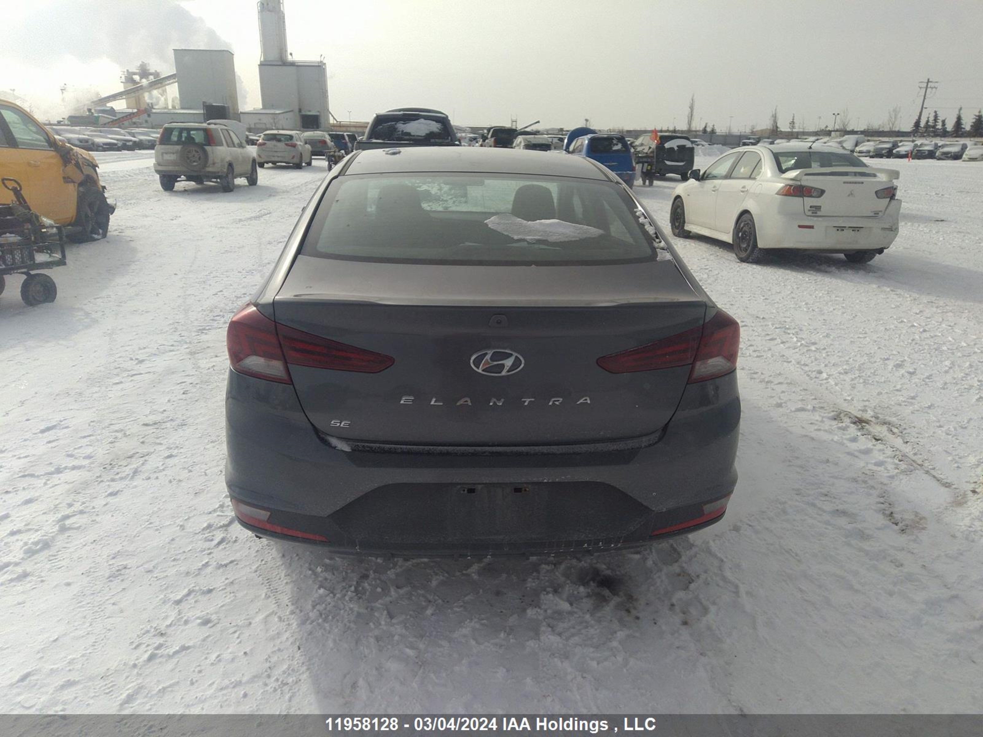 Photo 15 VIN: KMHD74LF7LU899114 - HYUNDAI ELANTRA 