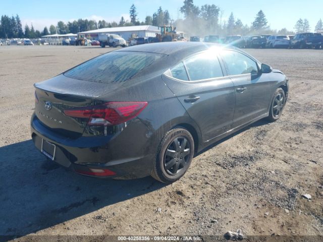 Photo 3 VIN: KMHD74LF7LU940793 - HYUNDAI ELANTRA 