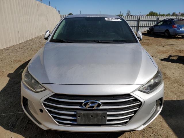 Photo 4 VIN: KMHD74LF8HU057566 - HYUNDAI ELANTRA 