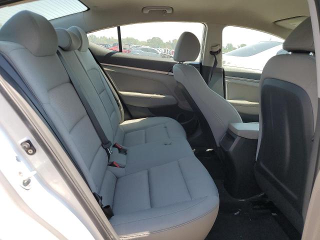 Photo 9 VIN: KMHD74LF8HU115496 - HYUNDAI ELANTRA 