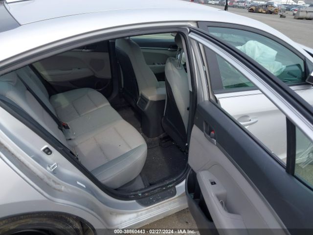 Photo 7 VIN: KMHD74LF8HU123436 - HYUNDAI ELANTRA 