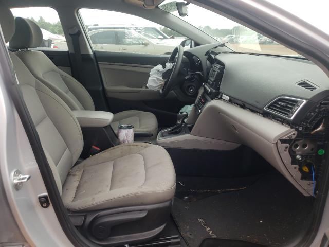 Photo 4 VIN: KMHD74LF8HU367300 - HYUNDAI ELANTRA SE 