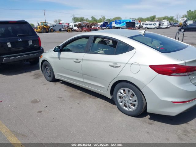 Photo 2 VIN: KMHD74LF8HU395419 - HYUNDAI ELANTRA 