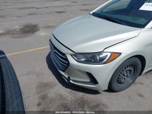 Photo 5 VIN: KMHD74LF8HU395419 - HYUNDAI ELANTRA 