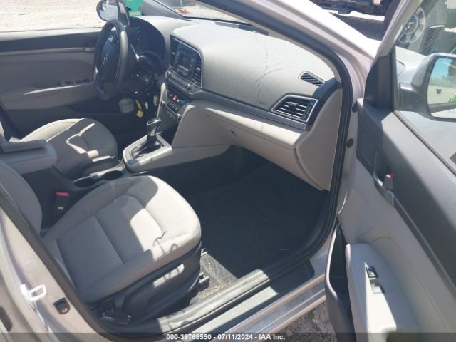 Photo 4 VIN: KMHD74LF8JU580432 - HYUNDAI ELANTRA 