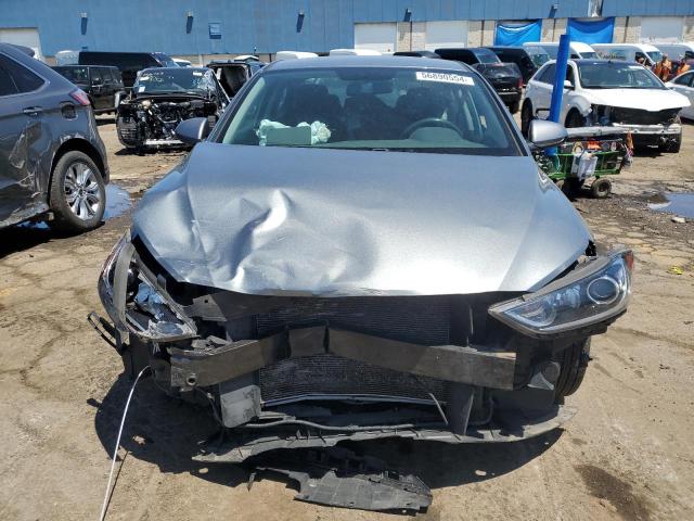 Photo 4 VIN: KMHD74LF8JU594959 - HYUNDAI ELANTRA 