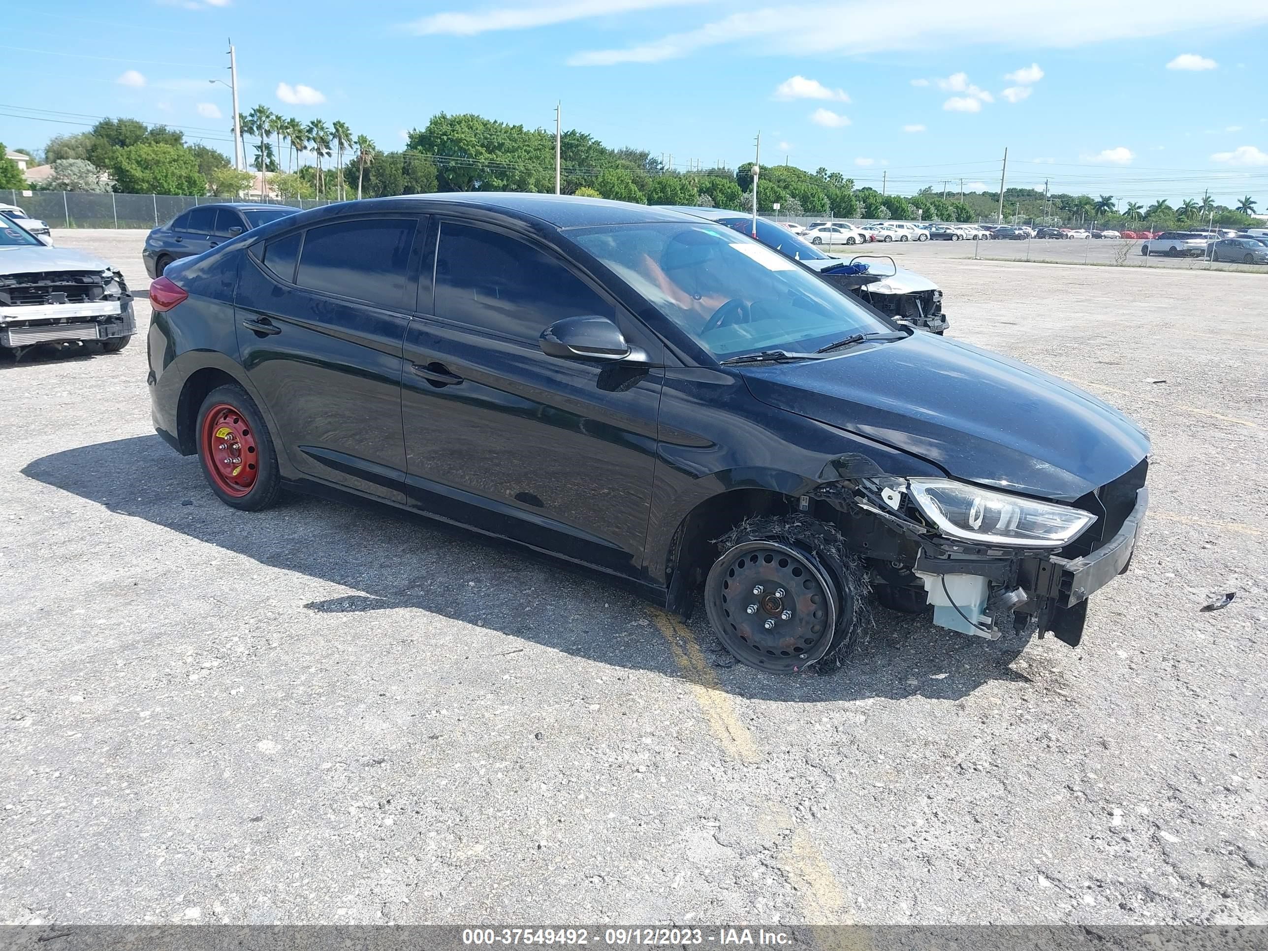 Photo 0 VIN: KMHD74LF8JU611551 - HYUNDAI ELANTRA 