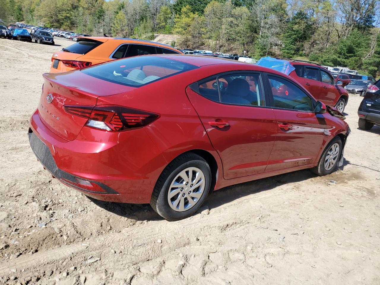 Photo 2 VIN: KMHD74LF8KU790269 - HYUNDAI ELANTRA 