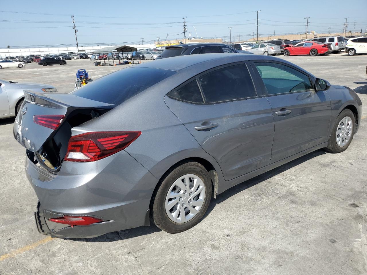 Photo 2 VIN: KMHD74LF8KU824808 - HYUNDAI ELANTRA 